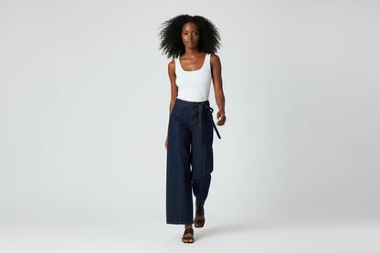 UrbanEase– Damskie Jeansy Vintage z Wysokim Stanem, Letni Denim z Paskiem, Prosty Krój