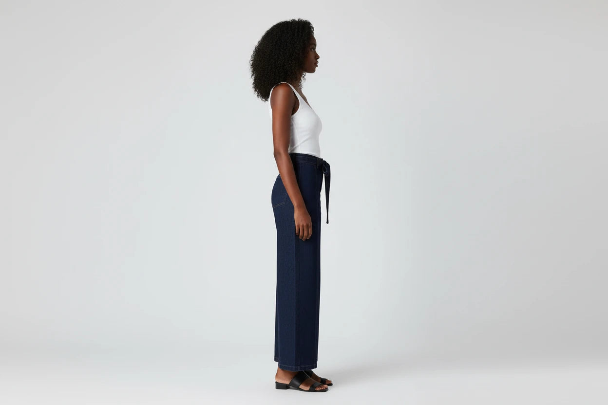 UrbanEase– Damskie Jeansy Vintage z Wysokim Stanem, Letni Denim z Paskiem, Prosty Krój