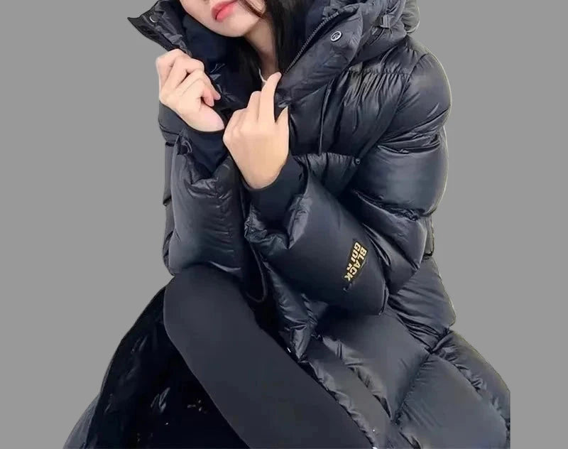 Zimowa Długa Kurtka Damska Puchowa czarna