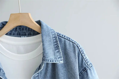 Koszula Jeansowa Damska Overshirt z Kieszeniami