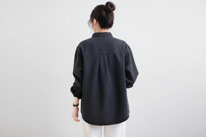 Czarna Cienka Koszula Jeansowa Damska – Streetwear Retro z Długim Rękawem