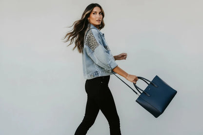 Damska kurtka jeansowa leopard