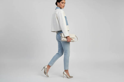 Damska kurtka jeansowa biała