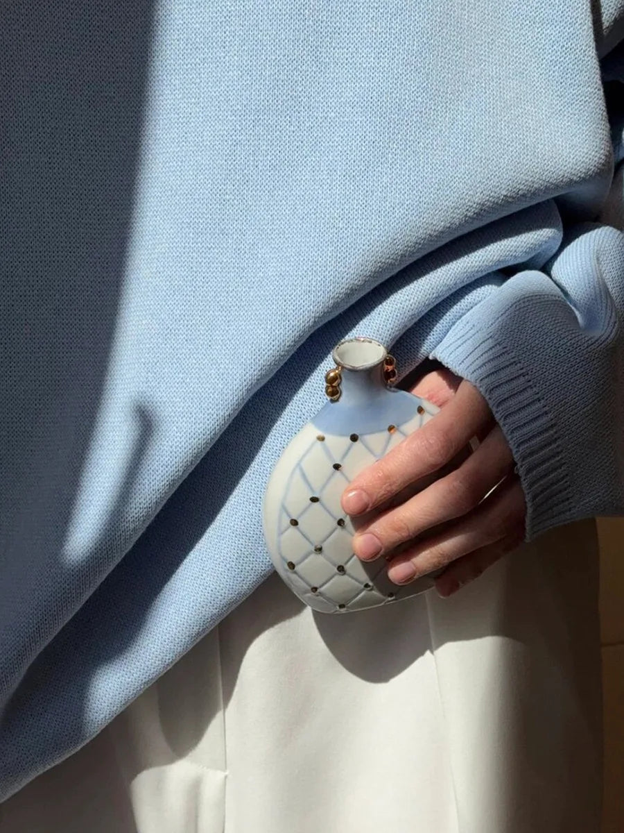 Sweter Damski z Czystej Bawełny – Luźny Krój, Dekolt O-Neck i Modne Odsłonięte Plecy