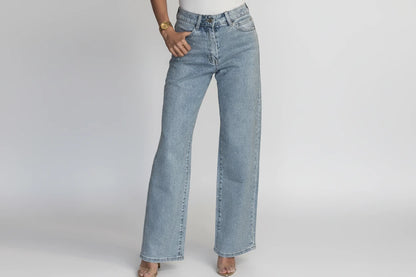 Jeansy Straight Damskie z Wysokim Stanem Stretch – Vintage Denim z Diamentami