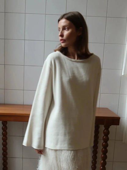 Sweter Damski z Czystej Bawełny – Luźny Krój, Dekolt O-Neck i Modne Odsłonięte Plecy