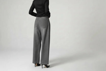 Wide leg
Luźne Damskie Spodnie Jeansowe w Paski – Styl Retro