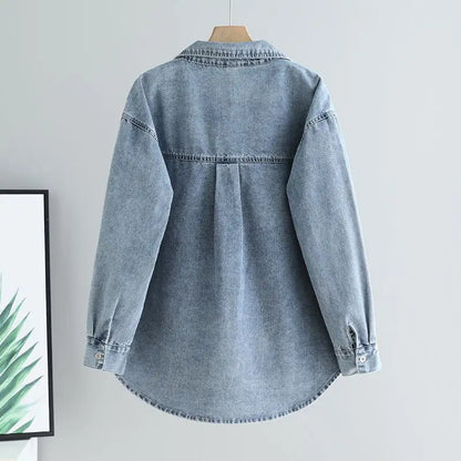 Koszula Jeansowa Damska Overshirt z Kieszeniami