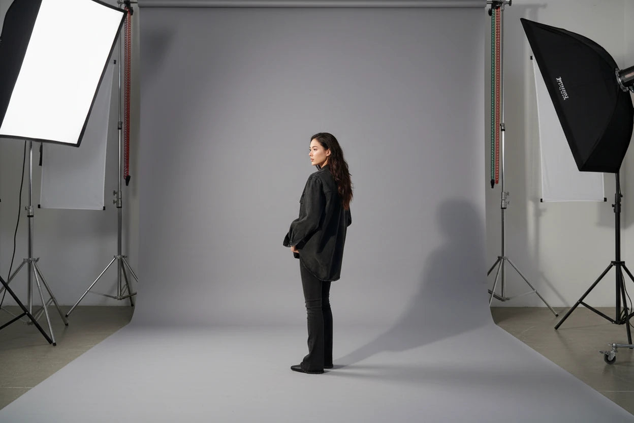 Czarna Cienka Koszula Jeansowa Damska – Streetwear Retro z Długim Rękawem