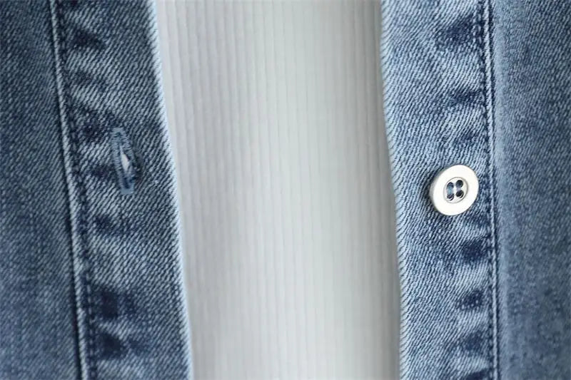 Koszula Jeansowa Damska Overshirt z Kieszeniami