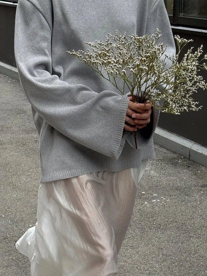 Sweter Damski z Czystej Bawełny – Luźny Krój, Dekolt O-Neck i Modne Odsłonięte Plecy