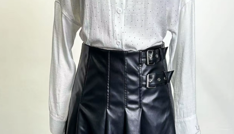 Elegancka czarna Spódnica High Waist z klamrą